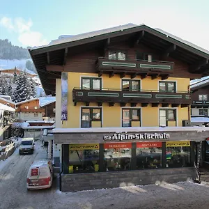 3* Bed & Breakfast Heli's Fruehstueck 